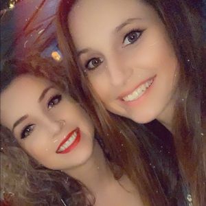 Meet your Posher, Alyson